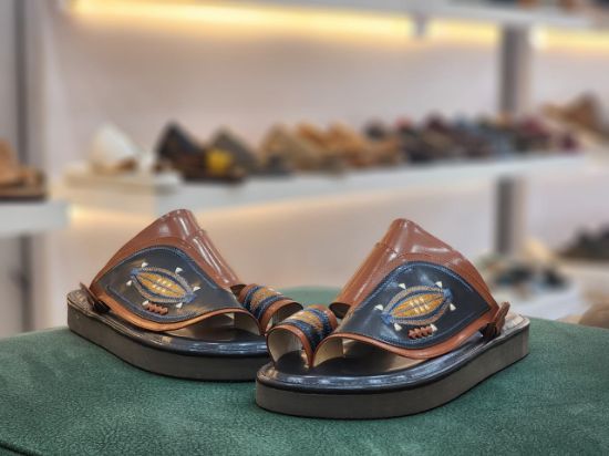 صورة شرقي  مطرز مديل ف40